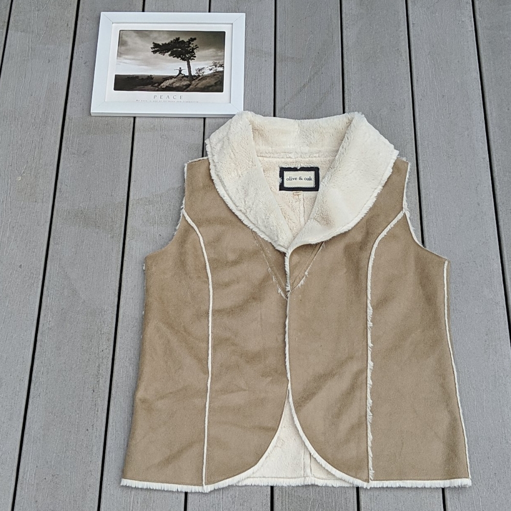 OLIVE & OAK faux leather vest, L
